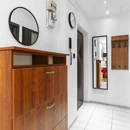 Large In Wola Near The Center *