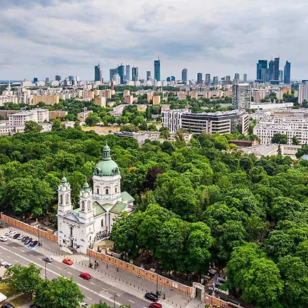 Large In Wola Near The Center Appartement